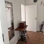 דירה Haller